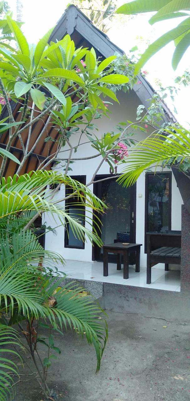 Hello Lumbung Homestay Gili Air Esterno foto